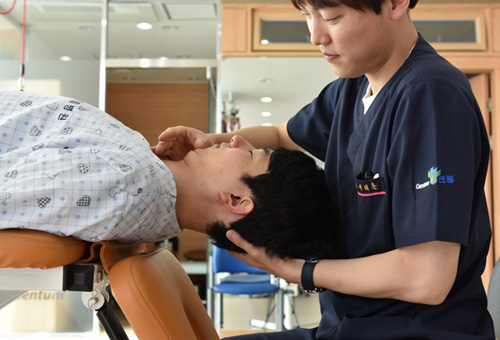 도스치료 목-거북목 증후군