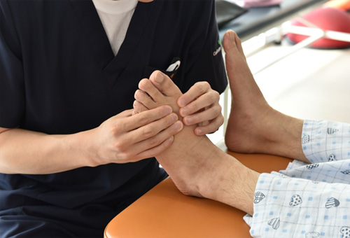 도스치료 족부-무지 외반증